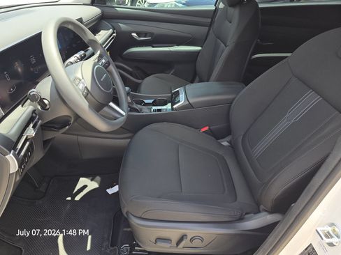 Used 2026 Hyundai Tucson SEL FWD image 12