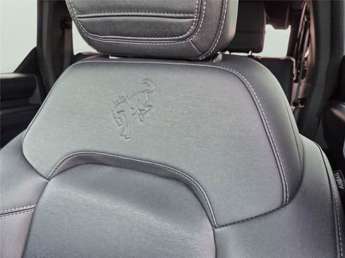 Used 2025 Ford Bronco Badlands AWD/4WD image 18