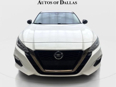 Used 2022 Nissan Altima 2.0 SR FWD image 3