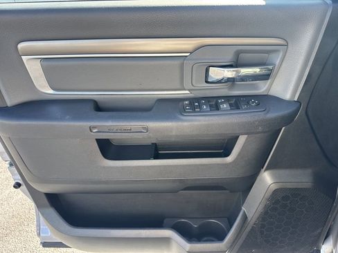Used 2024 RAM 1500 Classic SLT AWD/4WD image 10