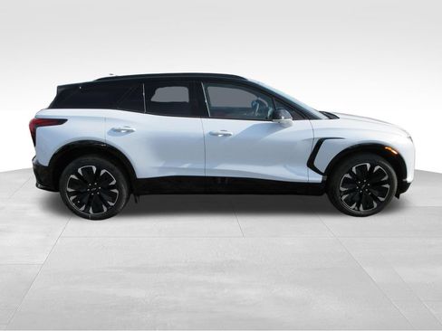 New 2026 Chevrolet Blazer EV RS FWD image 6