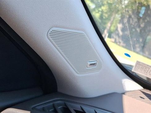 Used 2023 Nissan Rogue SL w/ SL Premium Package image 29