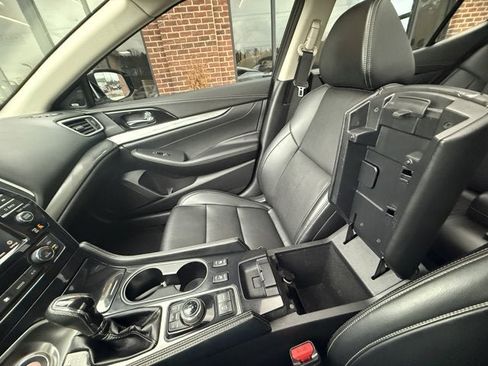 Used 2020 Nissan Maxima 3.5 SL w/ Floor Mat Group image 29