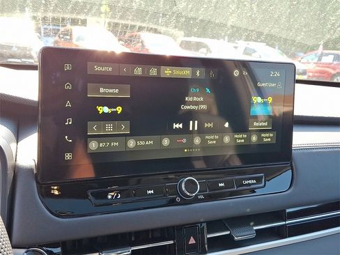 New 2025 Mitsubishi Outlander SE image 13