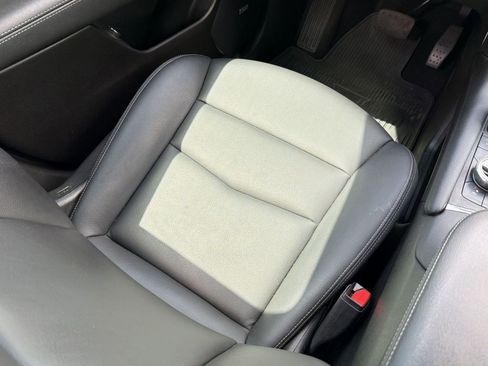 Certified 2024 Cadillac XT5 Luxury image 29