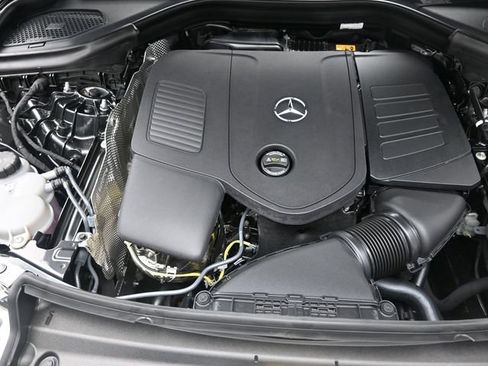 Used 2026 Mercedes-Benz GLC 300 GLC 300 image 32