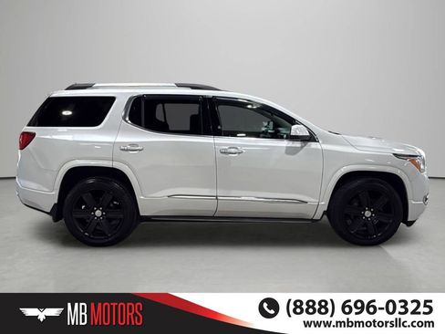 Used 2017 GMC Acadia Denali w/ Technology Package AWD/4WD image 3