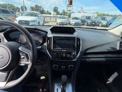 Used 2023 Subaru Crosstrek 2.0i AWD/4WD image 10
