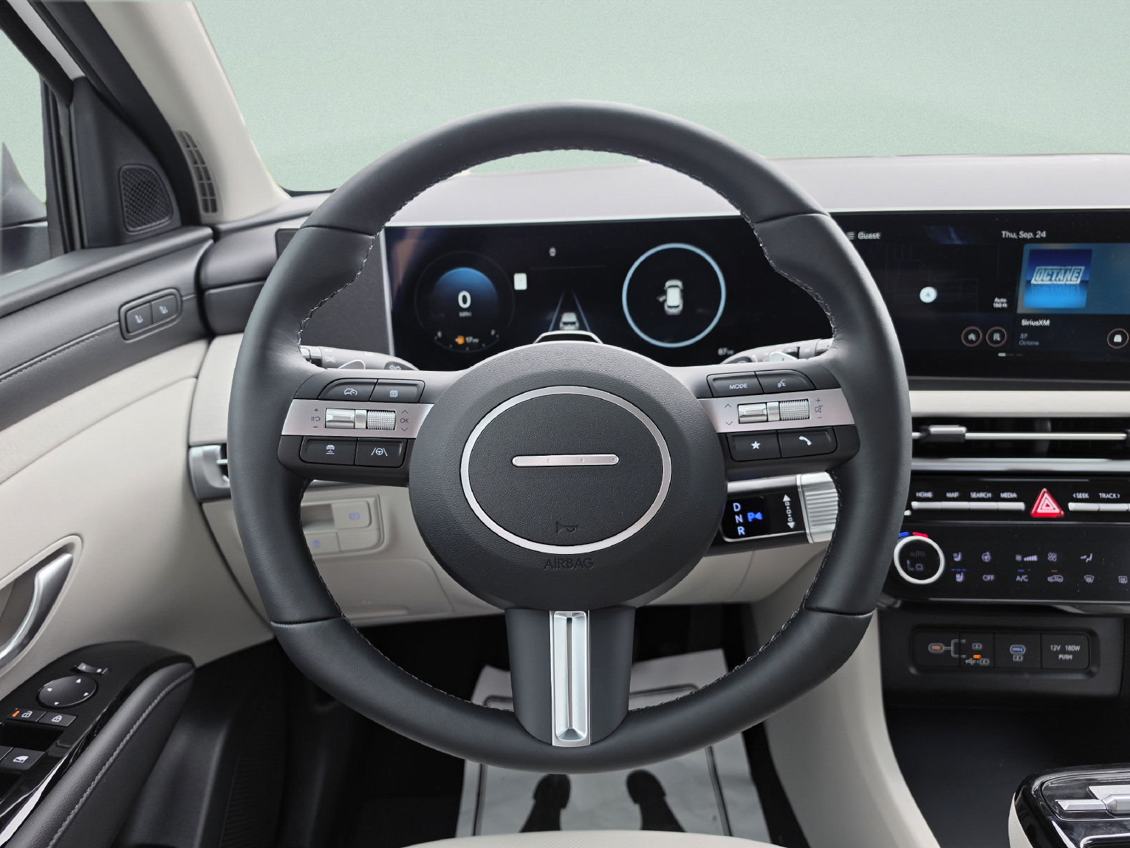 New 2026 Hyundai Tucson Limited FWD image 17