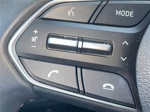 Used 2021 Hyundai Santa Fe Limited image 12