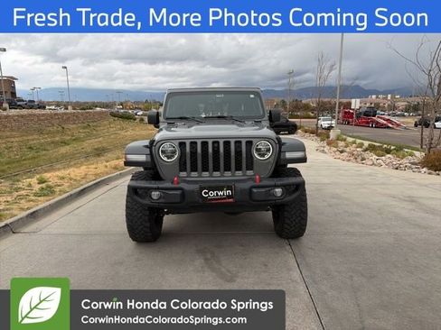Used 2021 Jeep Gladiator Rubicon AWD/4WD image 2