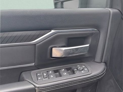 Used 2025 RAM 2500 Big Horn image 12