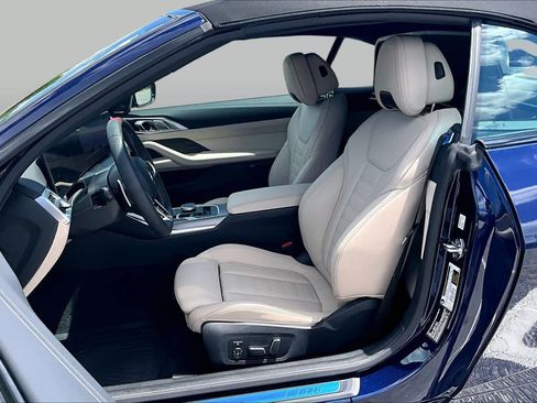 Used 2026 BMW M440i Convertible w/ Premium Package RWD image 8
