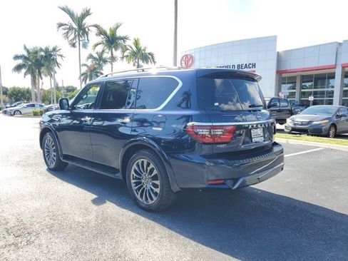 Used 2022 Nissan Armada Platinum image 3