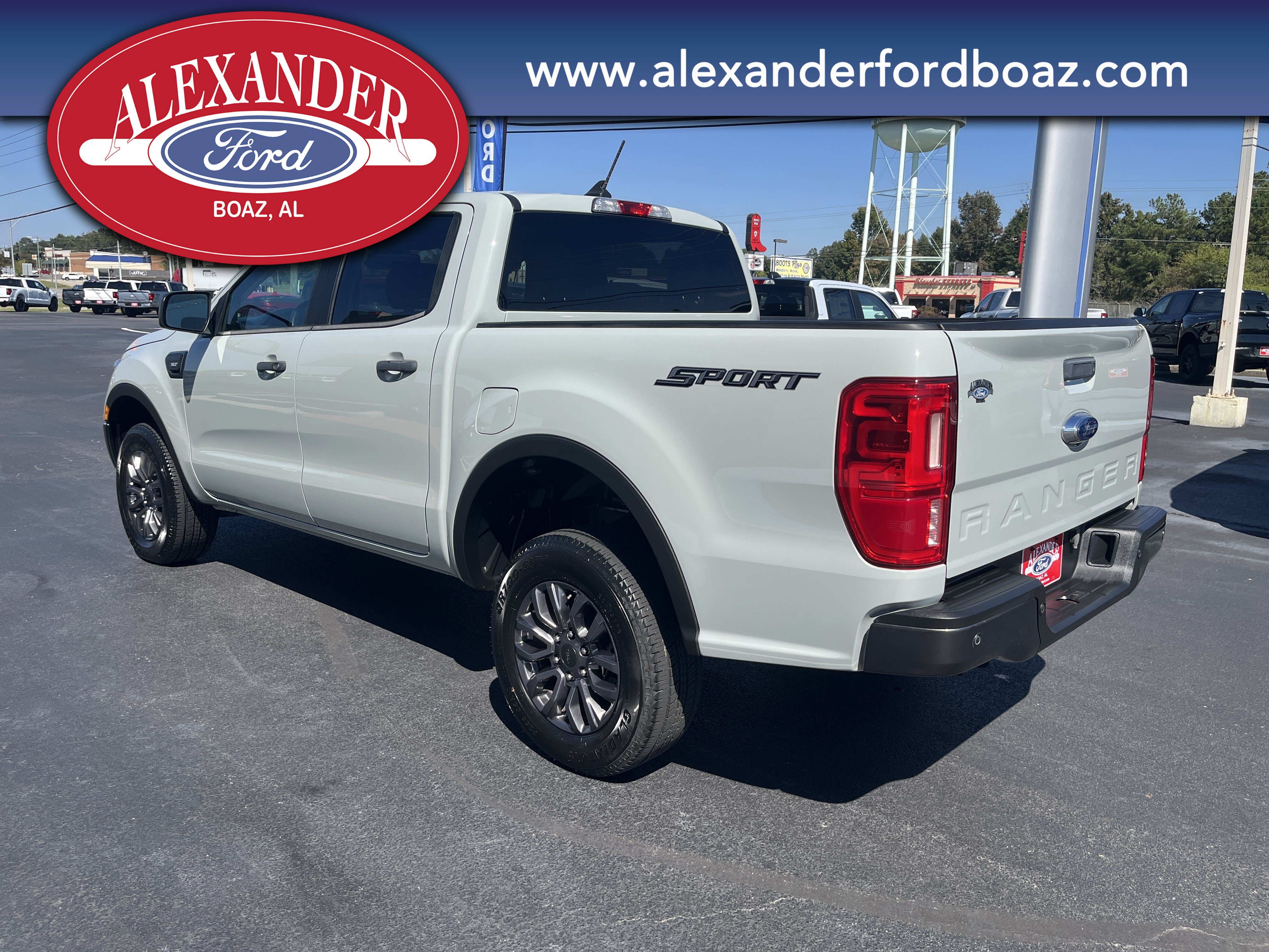 Used 2021 Ford Ranger XLT w/ Equipment Group 301A Mid RWD image 2