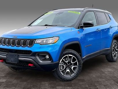 Used 2025 Jeep Compass Trailhawk