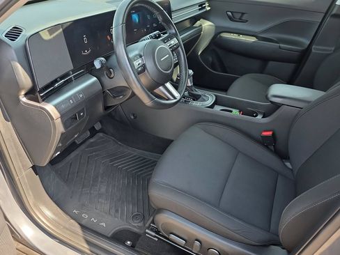 Certified 2024 Hyundai Kona SEL FWD image 10