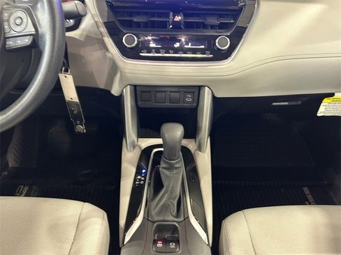 Used 2023 Toyota Corolla Cross L image 15