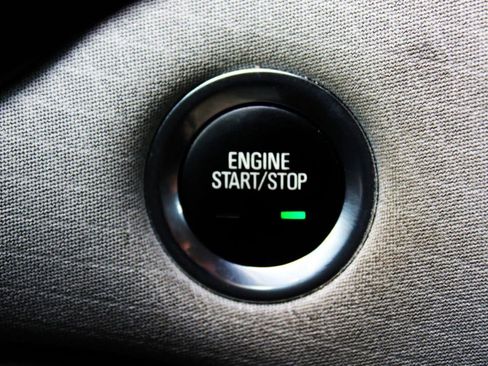 Used 2022 Chevrolet Malibu LT FWD image 23