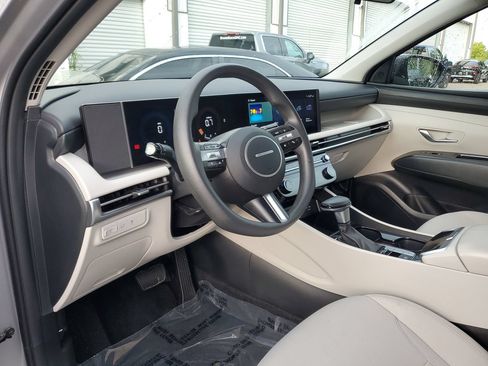 Used 2026 Hyundai Tucson SEL FWD image 18