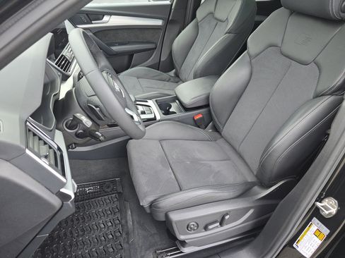 Certified 2024 Audi Q5 e Premium Plus w/ Premium Plus Package image 21