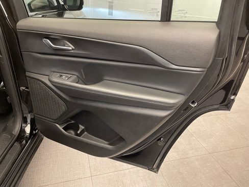 Certified 2024 Jeep Grand Cherokee L Laredo image 29