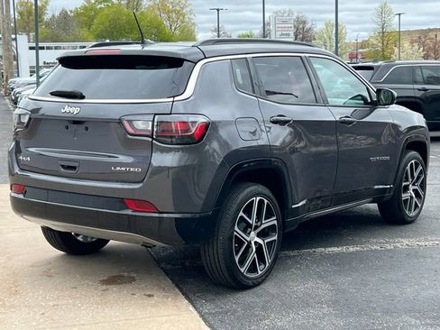 Used 2024 Jeep Compass Limited w/ Elite Group AWD/4WD image 47