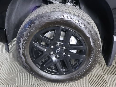 Used 2025 Chevrolet Silverado 1500 LT Trail Boss w/ Convenience Package II AWD/4WD image 18