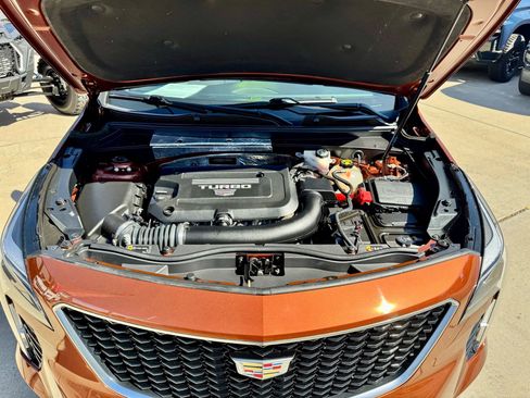 Used 2020 Cadillac XT4 Sport image 21