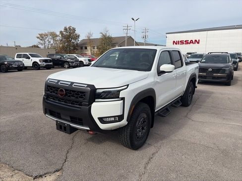 New 2026 Nissan Frontier PRO-4X w/ Tow Package image 2