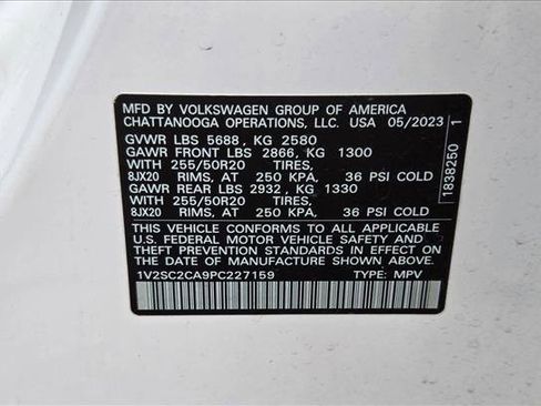 Certified 2023 Volkswagen Atlas Cross Sport SEL R-Line image 23