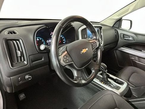 Used 2022 Chevrolet Colorado LT RWD image 14