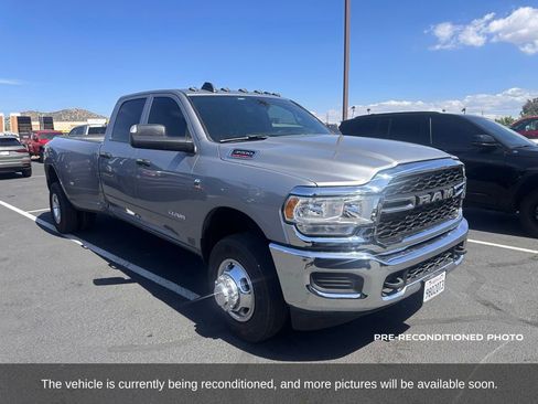 Used 2022 RAM 3500 Tradesman AWD/4WD image 8