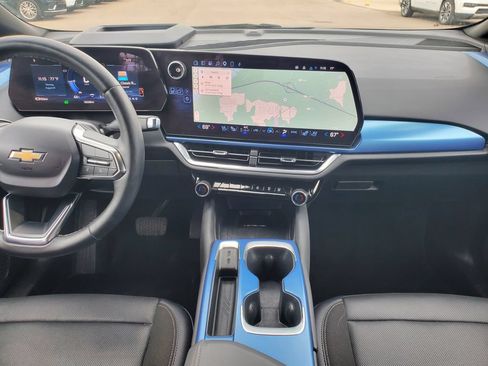 Used 2025 Chevrolet Equinox EV LT w/ Convenience Package II FWD image 14