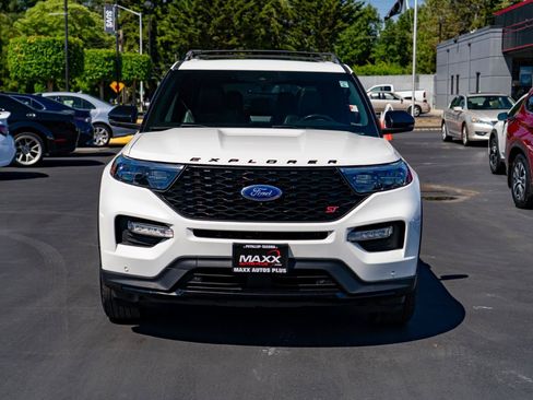 Used 2021 Ford Explorer ST w/ Equipment Group 401A AWD/4WD image 3