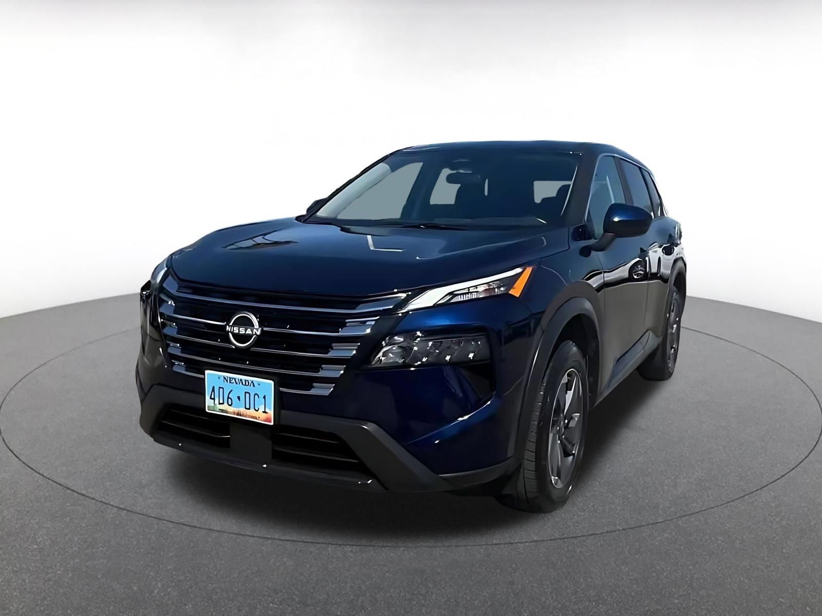 Used 2025 Nissan Rogue SV FWD image 6