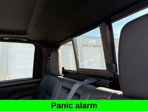 Used 2024 Nissan Titan PRO-4X w/ Pro-4x Convenience Package image 13