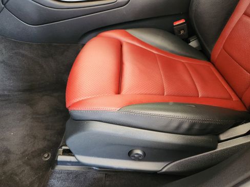 Used 2023 Mercedes-Benz GLC 300 4MATIC Coupe image 26