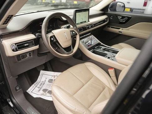 Used 2022 Lincoln Aviator Reserve w/ Elements Package Plus RWD image 8