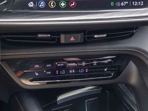 Used 2023 Buick Envision Essence AWD/4WD image 22