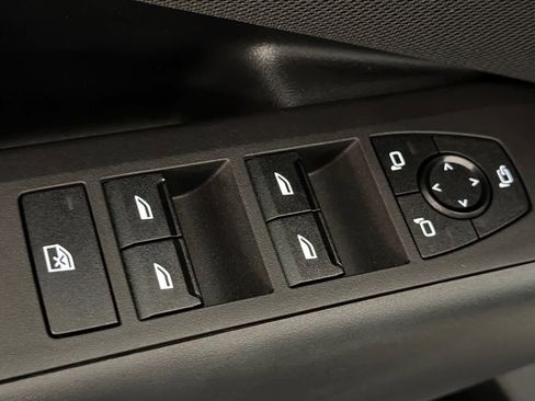 Used 2025 BMW X3 xDrive30i w/ Convenience Package image 13