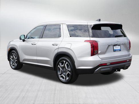 Certified 2025 Hyundai Palisade SEL AWD/4WD image 5