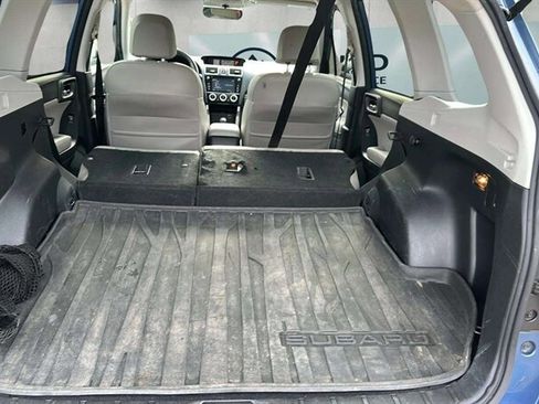 Used 2017 Subaru Forester 2.5i Limited w/ Popular Package #2 AWD/4WD image 31