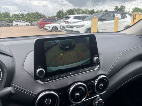 Used 2025 Nissan Sentra SV image 22