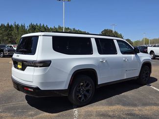 New 2026 Jeep Grand Wagoneer L Limited w/ Premium Group II AWD/4WD video 2