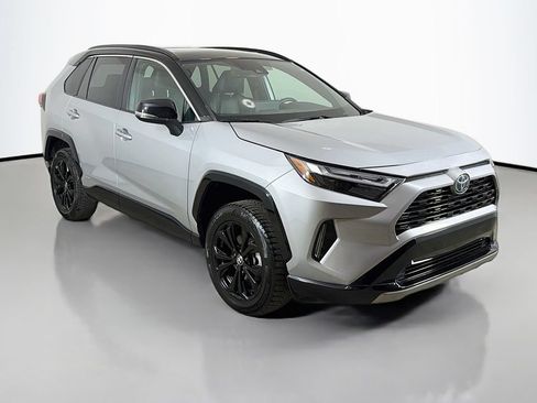 Used 2022 Toyota RAV4 XSE w/ XSE Grade Weather Package AWD/4WD image 42
