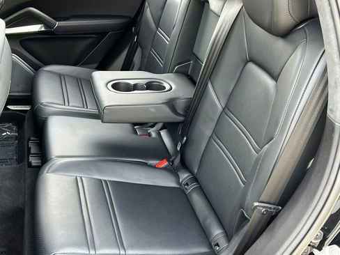 Used 2021 Porsche Cayenne Turbo image 19