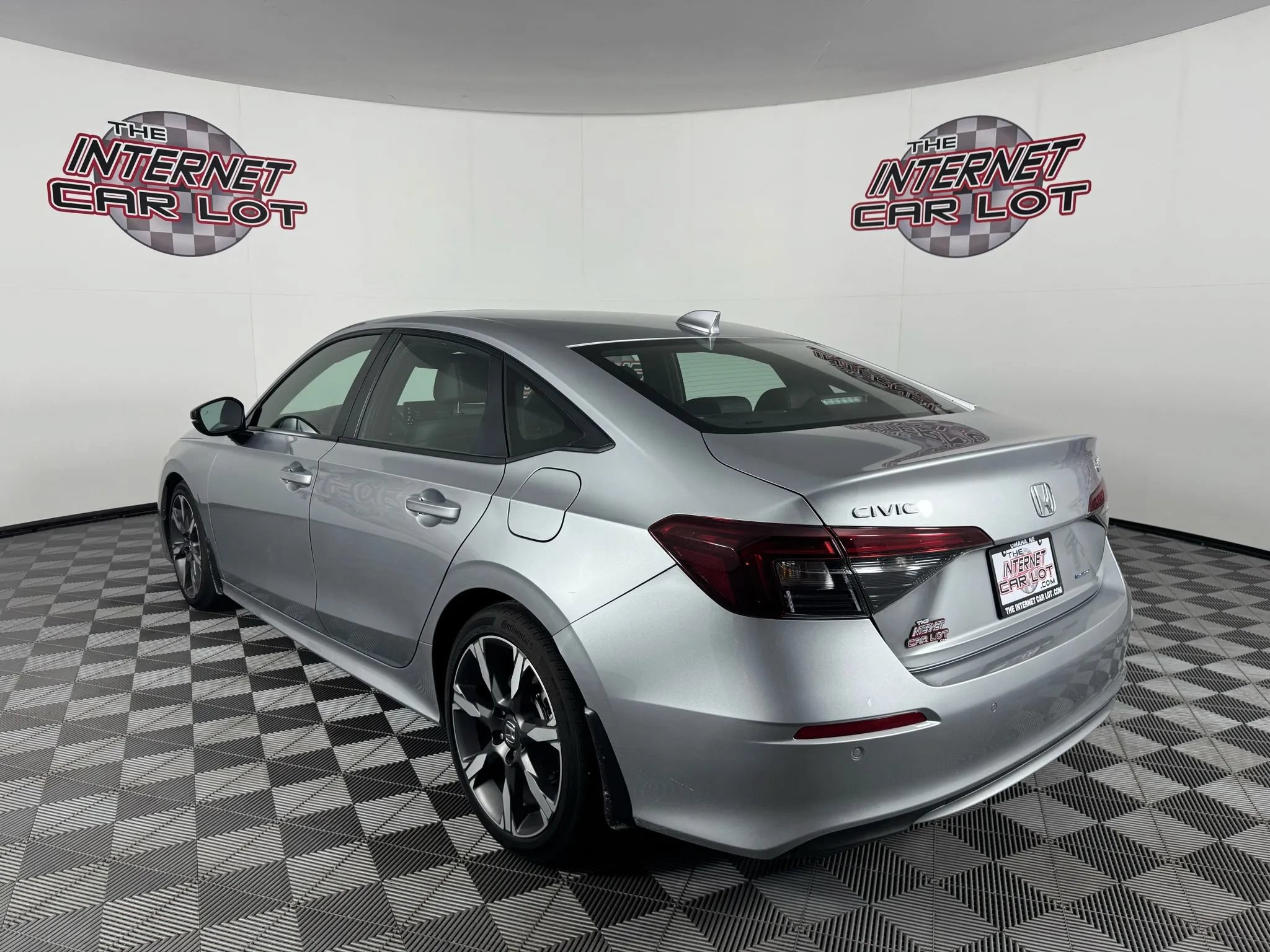 Used 2025 Honda Civic Sport Touring image 5