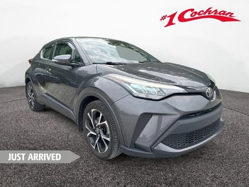 Used 2020 Toyota C-HR XLE FWD image 1