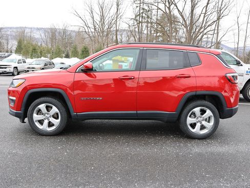 Used 2021 Jeep Compass Latitude w/ Convenience Group image 4